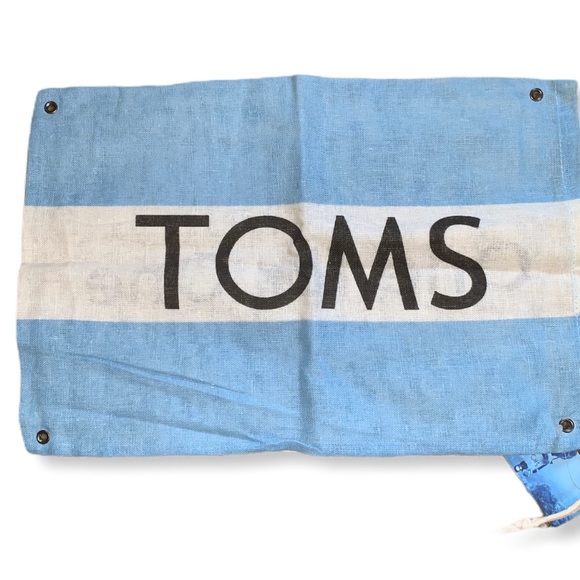 Toms Red Canvas Women’s Classics - Picture 3 of 7